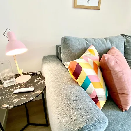 Fara Cinque Small Apartment Milan Exterior photo