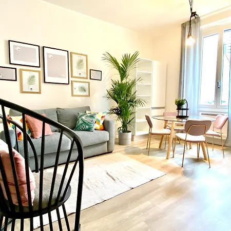 Fara Cinque Small Apartment Milan Exterior photo